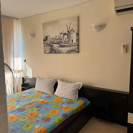 Daire Sunny For 4 Guests