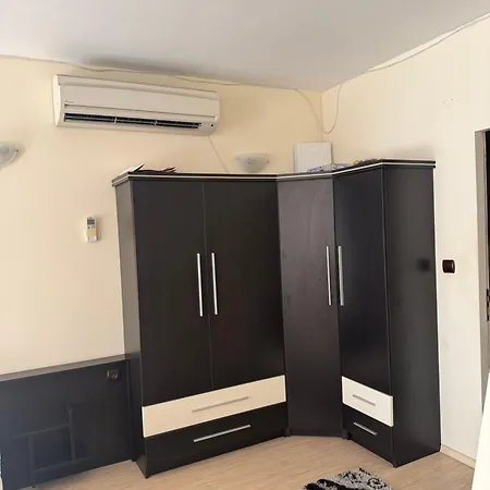 Daire Sunny For 4 Guests Sunny Beach